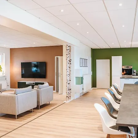 Xxl Goldberger - Sauna - 16 Personen Goldberg