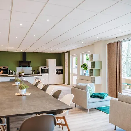 Xxl Goldberger - Sauna - 16 Personen Goldberg