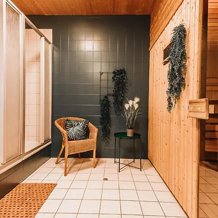 Xxl Goldberger - Sauna - 16 Personen Goldberg